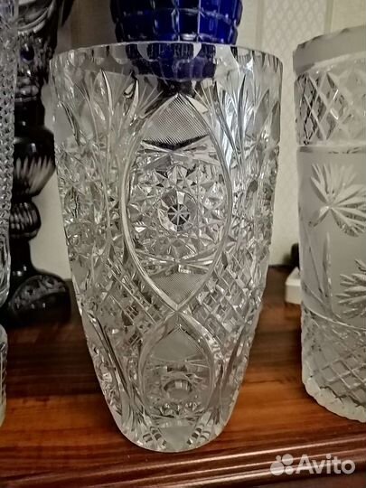 Хрустальные вазы для цветов