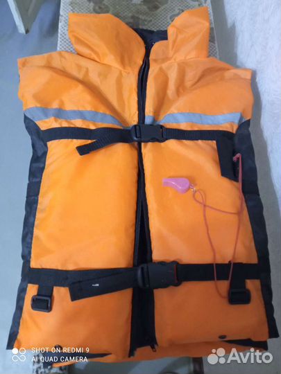 Спасательный жилет