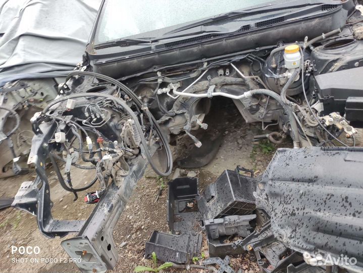 В разборе subaru outback 2014