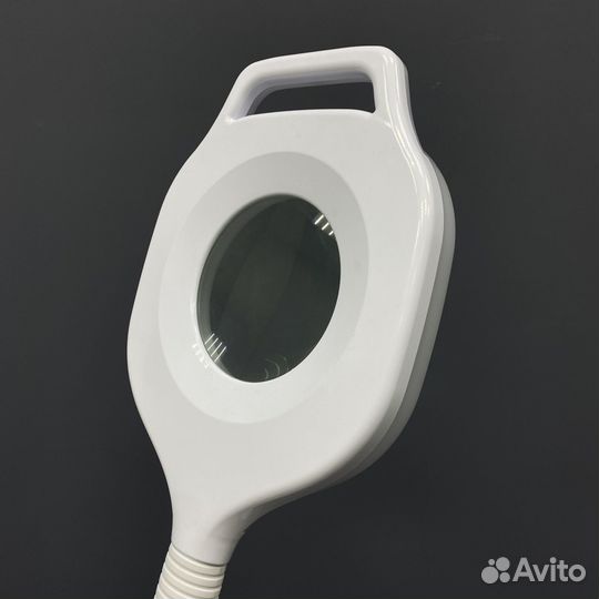 Косметологическая лампа с регулировкой яркости