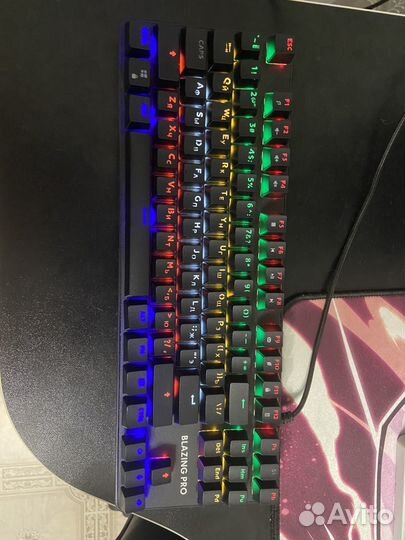 Игровая клавиатура с подсветкой