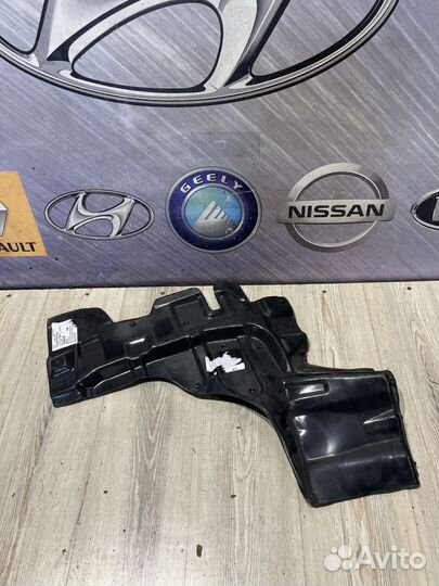 Защита Пыльник бампера Geely MK cross Прав