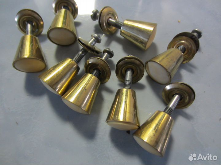 Ручки мебельные разные старые