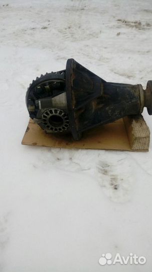 Редуктор задний Ленд Крузер 105 бу