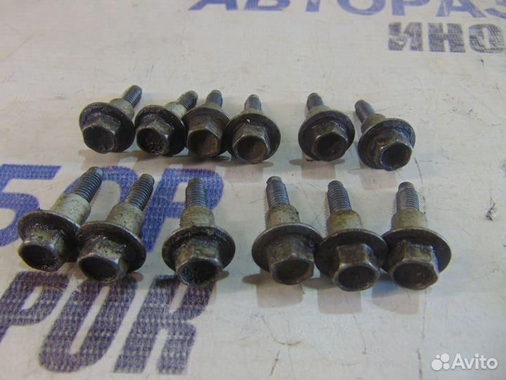 Болт для Kia Sportage 3 2010-2015г