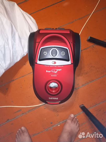 Пылесос philips