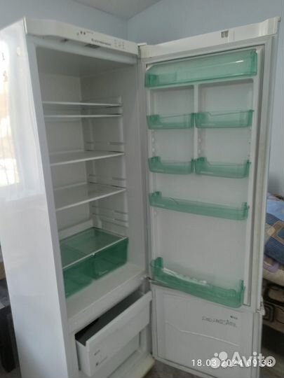 Холодильник electrofrost
