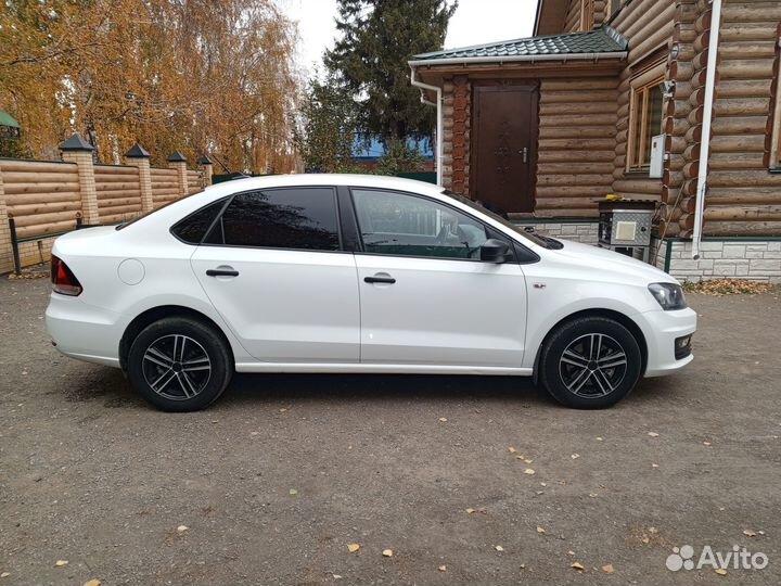 Volkswagen Polo 1.6 МТ, 2017, 222 000 км