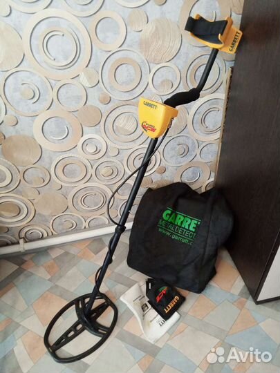 Металлоискатель garrett