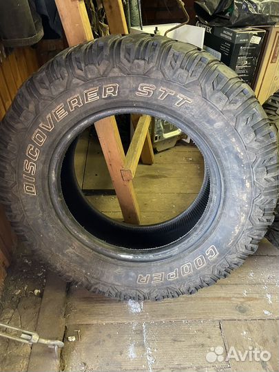 Cooper Discoverer STT 265/70 R17