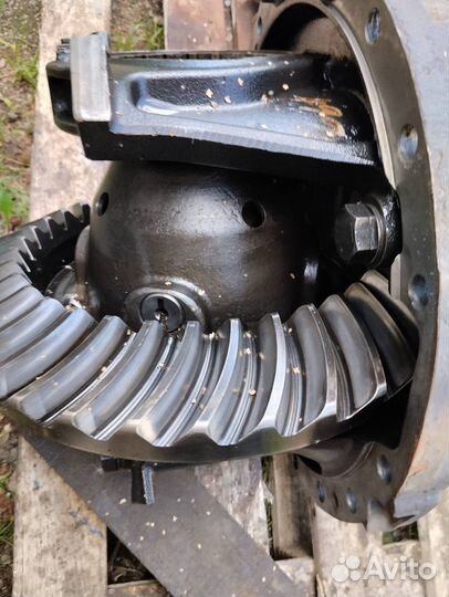 Задний мост на volvo fh12