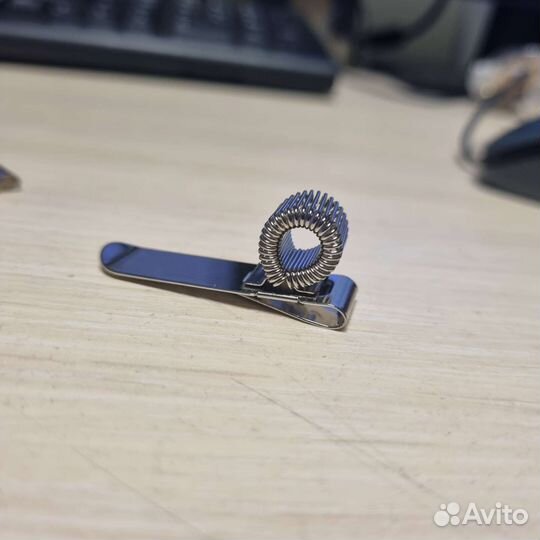 Металлические держатели для ручки с креплением