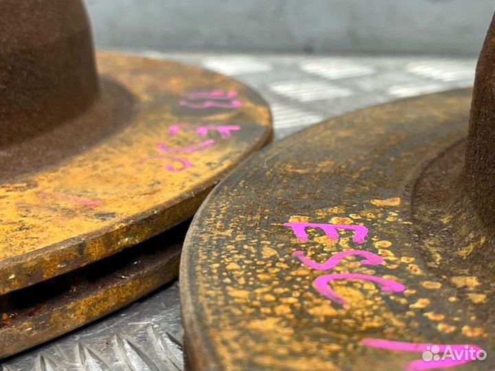 Диски комплект задние Cadillac Escalade GMT900 L92