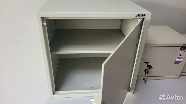 Сейфы мебельные, бу