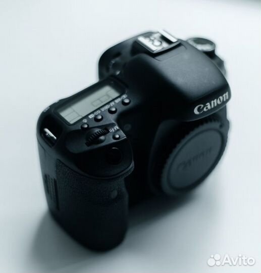 Зеркальный фотоаппарат canon 7d