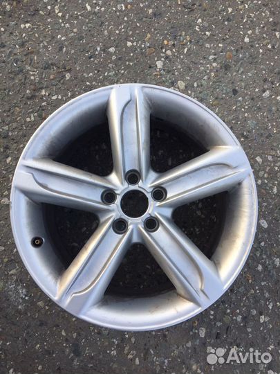 Audi TT TTS 8J0601025AT S-Line 9x18 ET52 S