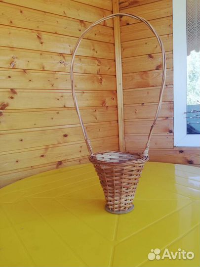 Плетеные корзиночки, вазочки из лозы и соломки