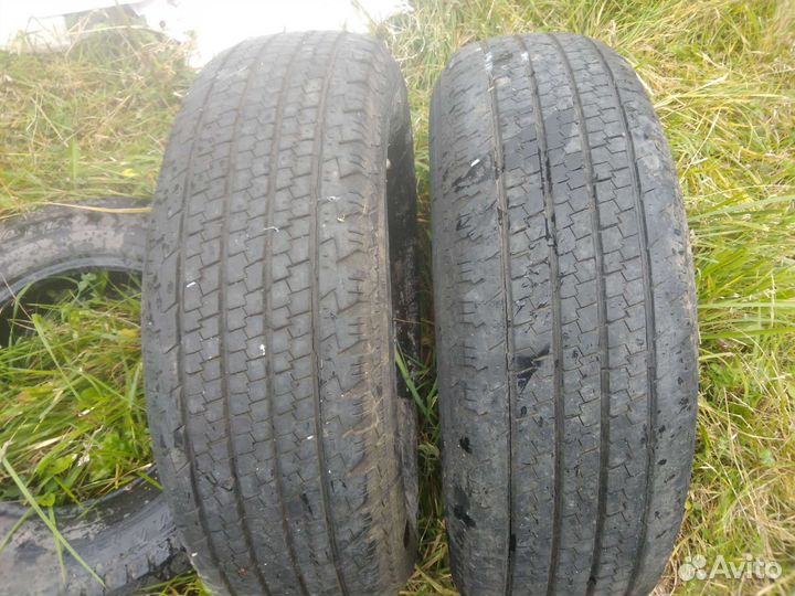 Goodyear Wrangler AT/R 265/75 R16