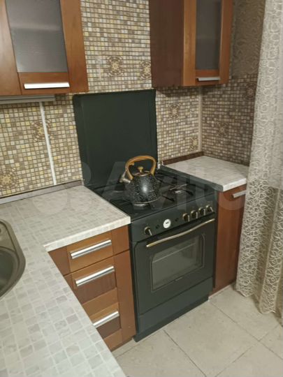 2-к. квартира, 49 м², 5/5 эт.