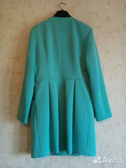 Плащ женский размер 46