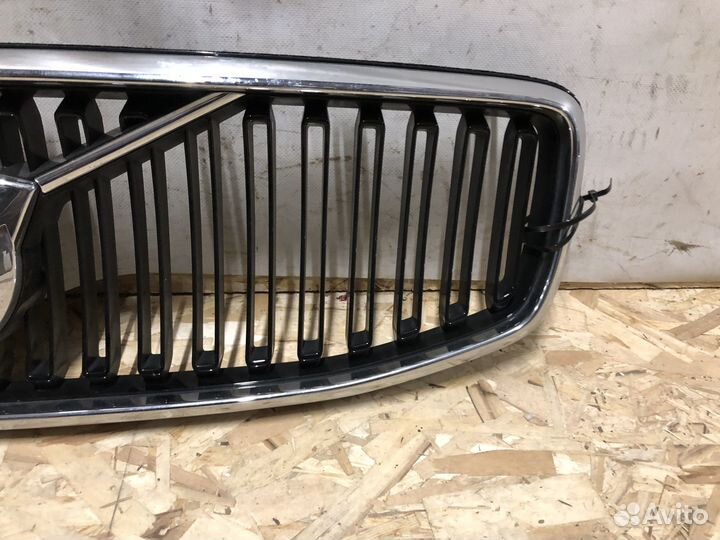 Решетка радиатора Volvo S90 V90