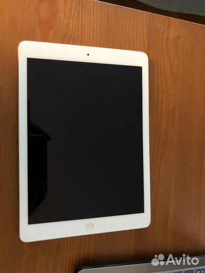 Планшет apple iPad air