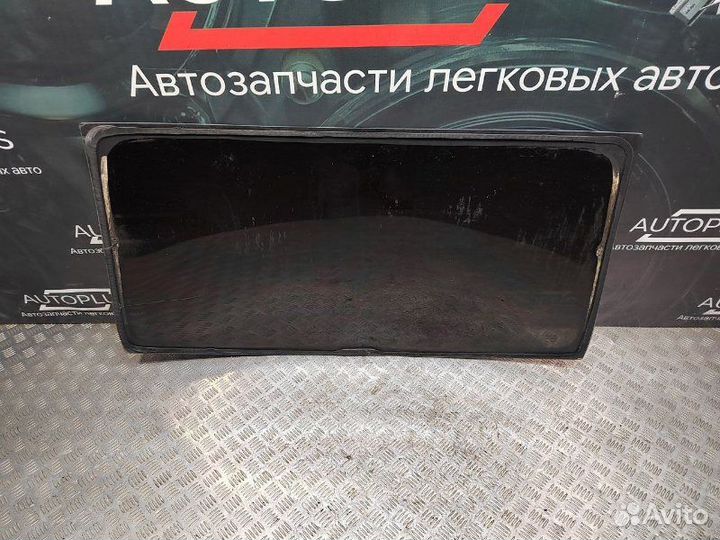 Стекло заднее Renault Logan седан 1.4 K7J 710 2010