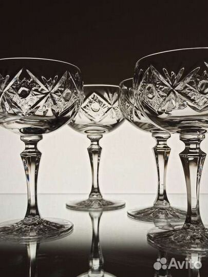 Фужеры, бокалы. Много