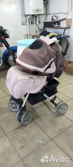 Прогулочная коляска