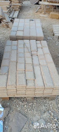 Облицовка цоколя дагестанским камнем