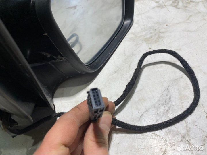 Зеркало заднего вида боковое правое Volkswagen