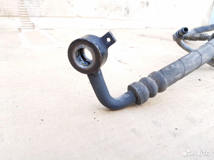 Трубка гура (подача) Мазда 626ге (91-96)