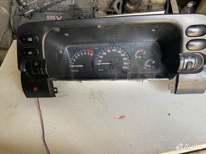 Панель приборов daewoo nexia n100