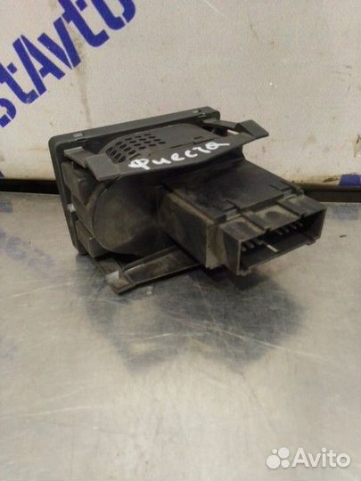 Блок управления светом Ford Fiesta 5 2006