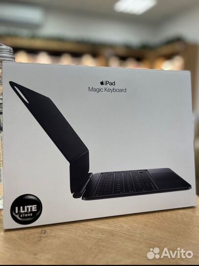 Чехол-клавиатура Apple Magic Keyboard