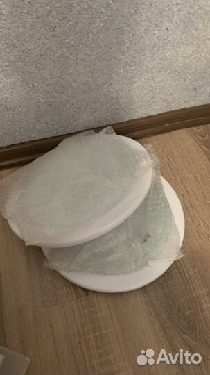 Люстры новые