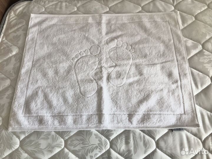 Махровые полотенца новые