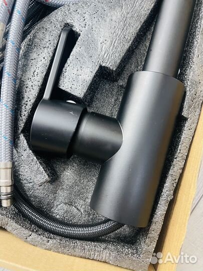 Смеситель для кухни с фильтром и гибким новый