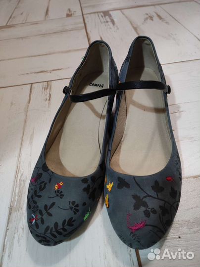 Туфли camper 41 с вышивкой