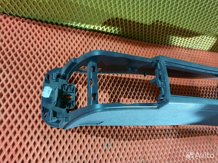 Центральная тоннель Opel Corsa D