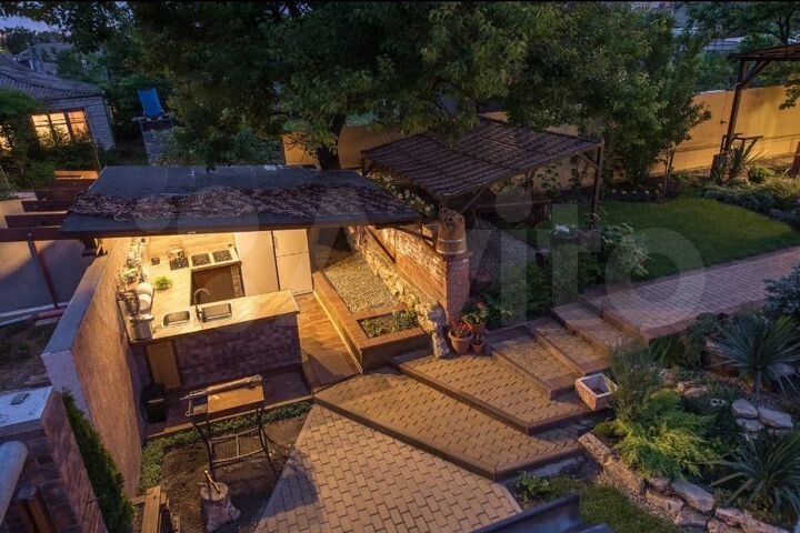 Дом 200 м² на участке 10 сот.