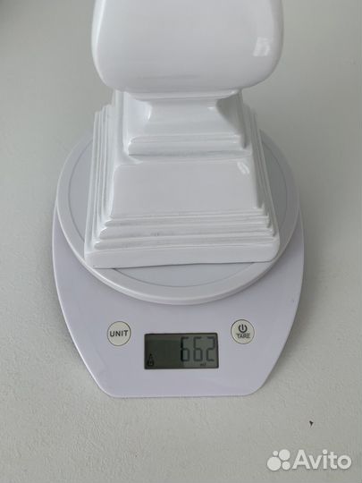 Статуэтка королевская лилия