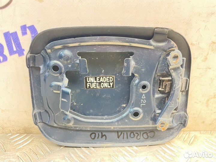 Лючок топливного бака Toyota Corolla ZRE151L 1zrfe