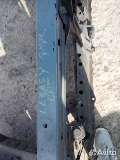 Передняя панель радиаторов Subaru Outback/Legacy