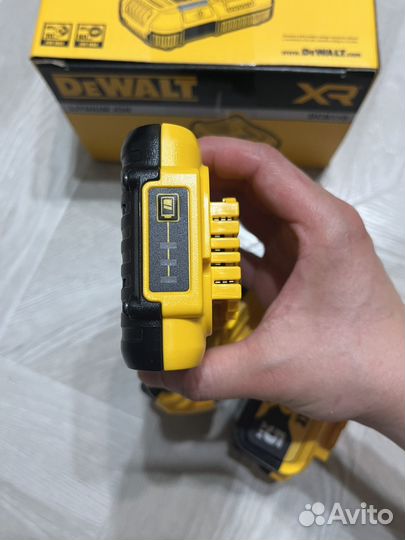 Аккумулятор Dewalt 20v 2ah /5ah /зу- 118