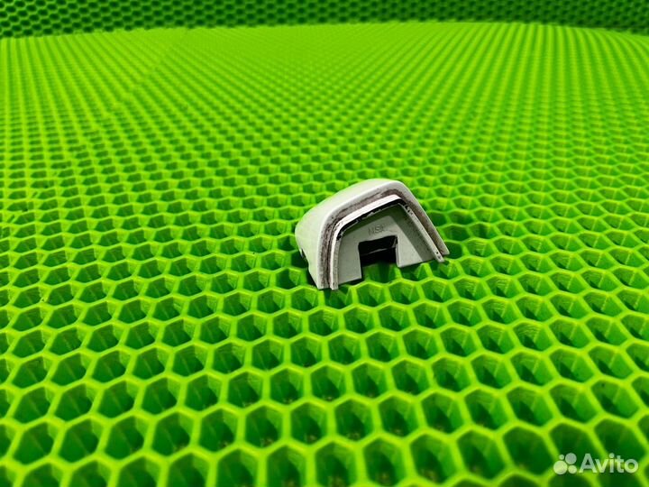 Колпачок личинки передний правый Volkswagen