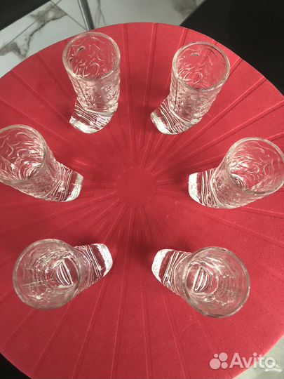 Хрустальные рюмки сапожки