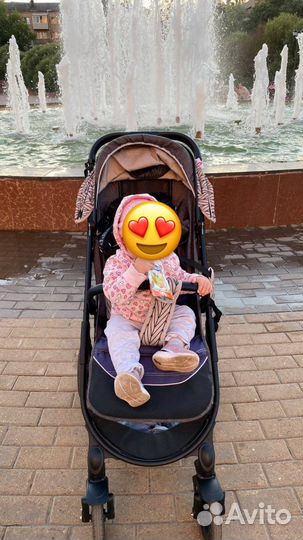 Прогулочная коляска