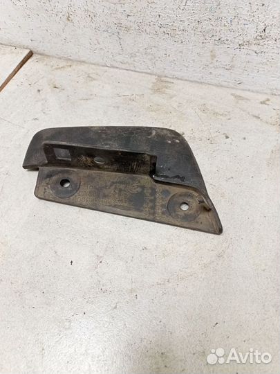 Брызговик задний Мазда