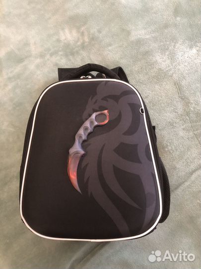 Школьный рюкзак